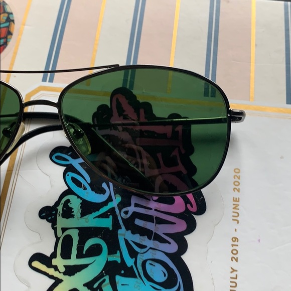 Ray Ban Aviators - Picture 3 of 3